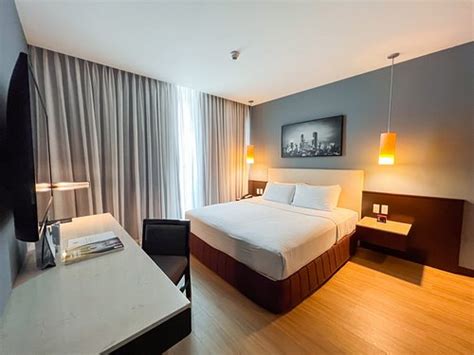 hotel near alabang|THE 10 CLOSEST Hotels to Alabang Town Center.